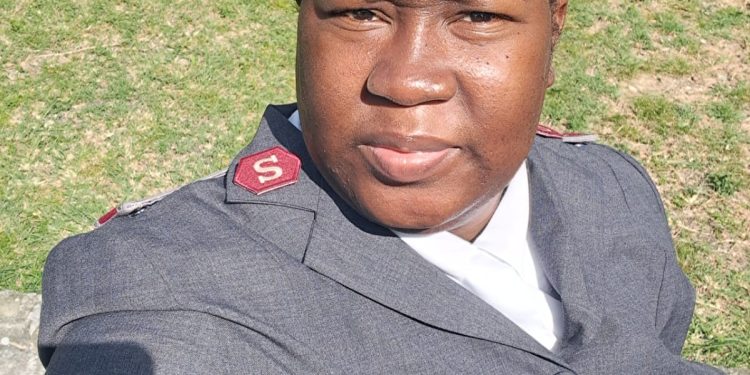 salvation army shatters fundraising - Salvation Army shatters fundraising esti