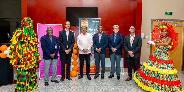 welcomes new air link - A&B welcomes new air link to the Dominic