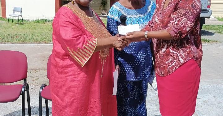 aghs alumnae present donation - AGHS Alumnae present EC $3K donation fol