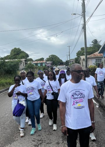 1000 steps care health - 1000 Steps for Care Health Walk Sends a