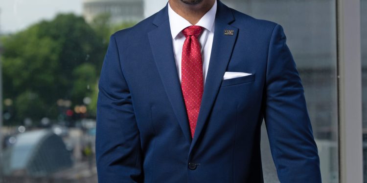 social workers urge public - Social workers urge public to seek help