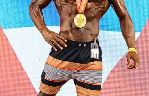 ferris earns ifbb pro - Ferris earns IFBB Pro Card with win at R