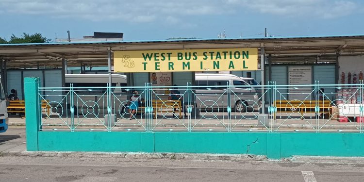 bus drivers both terminals - Bus Drivers at Both Terminals Want Fare
