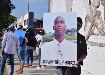 family supporters picket prison - Family and Supporters Picket Prison Over
