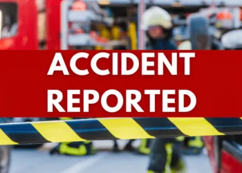 concrete mixer truck overturns - Concrete Mixer Truck Overturns on Crabbs