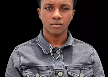 police seek armed dangerous - Police Seek Armed and Dangerous Suspect