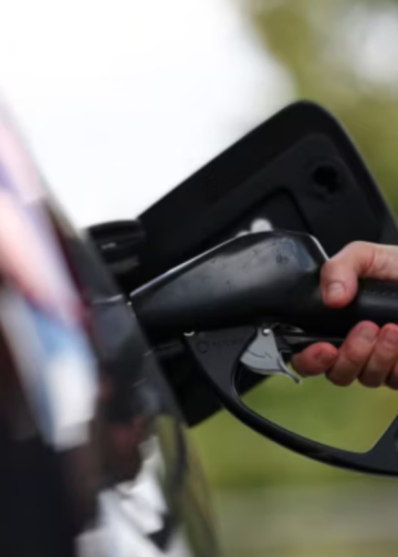 global oil hits 107 - Global oil hits $107 per barrel and bond
