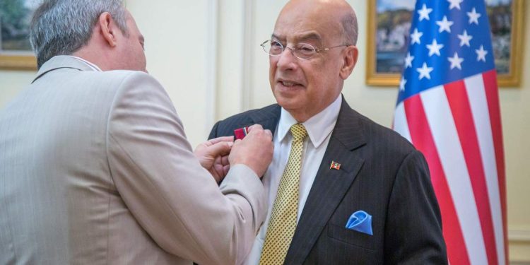 sir ronald sanders receives - Sir Ronald Sanders Receives Ukraineâs